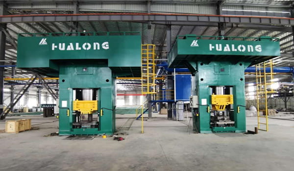 伺服電動(dòng)螺旋壓力機(jī)所在車(chē)間